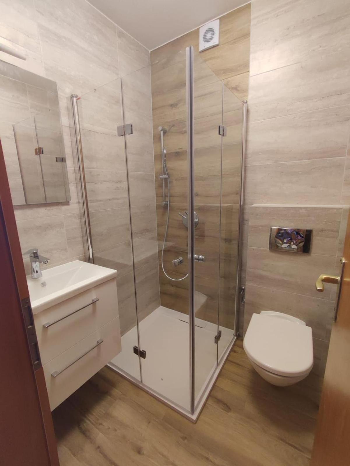 Hektorovic Poolside Apartments Bol Quarto foto
